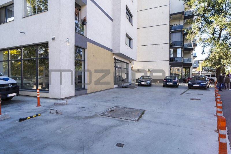 Uverturii, cauti un spatiu comercial? 70 mp, stradal, trafic intens.